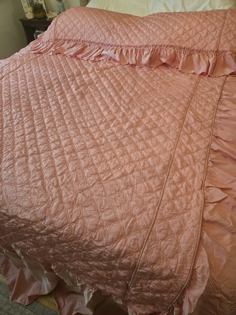 Pink Quilted Ruffled Bedspread - Elegant Home Bedding